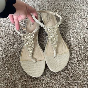 Brand: Dexter Size: Women’s 7 Color: Cream